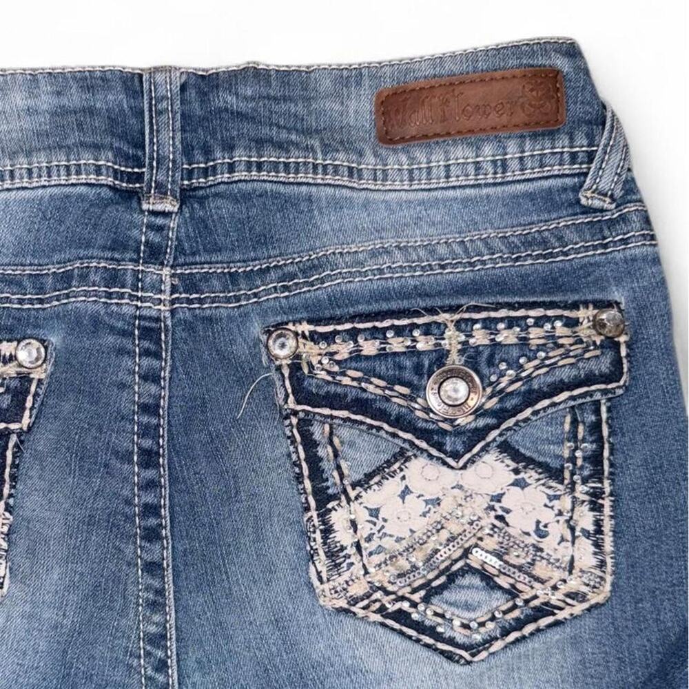 Wallflower Y2K Blue Low Rise Capri Jeans Embroidered Button Detail Denim 1